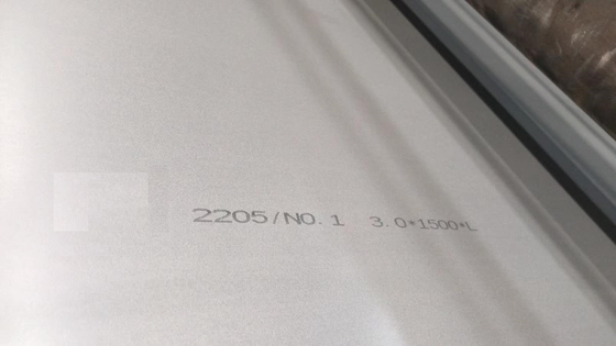 S32205 صفيحة فولاذية مزدوجة رقم 1 سطح S31803 S32205 1.4462 صفيحة فولاذية مقاومة للصدأ