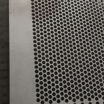 الصلب المقاوم للصدأ البحري 304 المختلطة الصفيحة المثقوبة للوحة الأرضية في CNC ألياف ليزر الثقب 0.5-12mm