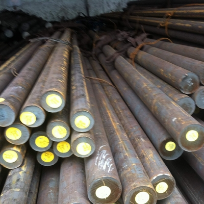 4-6m الطول ASTM A276 TP304 1.4301 قضيب مستدير من الفولاذ المقاوم للصدأ مع سطح أسود