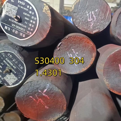 4-6m الطول ASTM A276 TP304 1.4301 قضيب مستدير من الفولاذ المقاوم للصدأ مع سطح أسود
