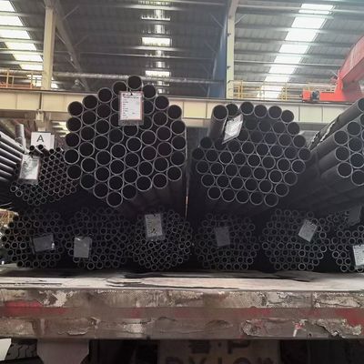 ASME SA335 P92 أنابيب سبائك الصلب غير الملحومة لغلاية درجة الحرارة العالية 88.9*11.13 مم معالجة بالتطبيع والتلطيف