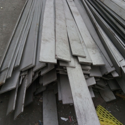 Aisi 304 Astm TP304 الفولاذ المقاوم للصدأ القضبان المسطحة لمواد البناء SS 304 القضبان المسطحة