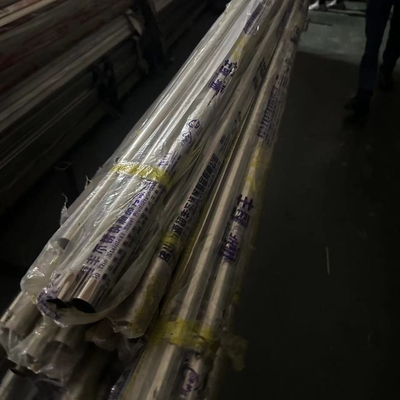 ASTM A554 201 أنبوب لحام 25*0.8*6000mm 320 غريت مرآة أنبوب الفولاذ المقاوم للصدأ الملمع