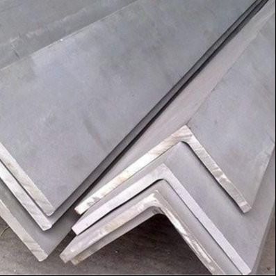 SUS316L / AISI316L / ASTM 316L زاوية فولاذية غير قابلة للصدأ متساوية بطول 50*50*5 مم - 6000 مم