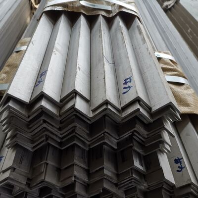 Astm A276 الصف Aisi316l Sus316l الصلب المقاوم للصدأ 80*80*8mm طول 6M