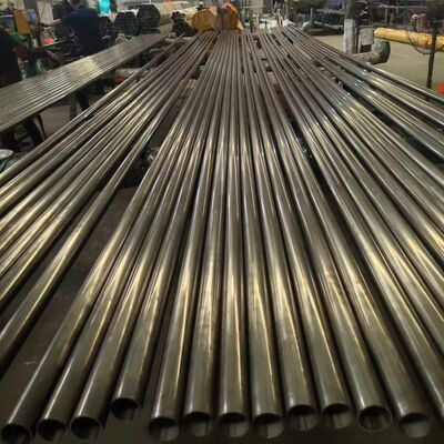 ASTM A269 TP304 AISI304 الأنابيب الملحومة من الفولاذ المقاوم للصدأ المستخدمة في سطح الدرابزين الدرابزين المشرق